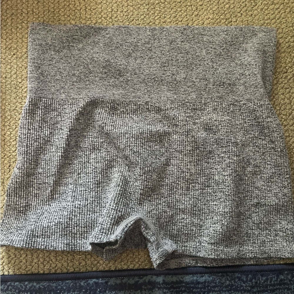Shorts women